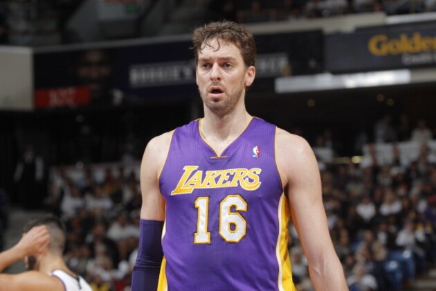 SACRAMENTO, CA - DECEMBER 6: Pau Gasol #16 of the Los Angeles Lakers in a game against the Sacramento Kings on December 6, 2013 at Sleep Train Arena in Sacramento, California. NOTE TO USER: User expressly acknowledges and agrees that, by downloading and or using this photograph, User is consenting to the terms and conditions of the Getty Images Agreement. Mandatory Copyright Notice: Copyright 2013 NBAE (Photo by Rocky Widner/NBAE via Getty Images)