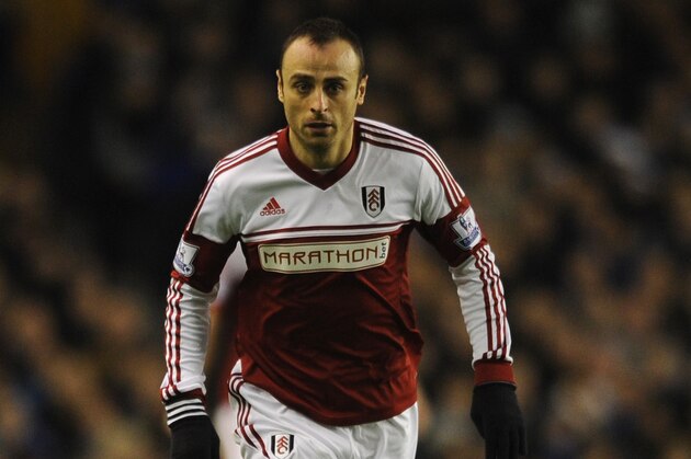 LIVERPOOL, ENGLAND - DECEMBER 14:  Dimitar Berbatov of Fulham in action during the Barclays Premier League match between Everton and Fulham at Goodison Park on December 14, 2013 in Liverpool, England.  (Photo by Chris Brunskill/Getty Images)