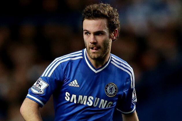 LONDON, ENGLAND - DECEMBER 14: Juan Mata of Chelsea during the Barclays Premier League match between Chelsea and Crystal Palace at Stamford Bridge on December 14, 2013 in London, England. (Photo by Scott Heavey/Getty Images)