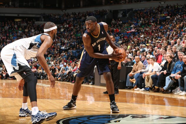 MINNEAPOLIS, MN - JANUARY 1: Tyreke Evans #1 of the New Orleans Pelicans looks to pass the ball against the Minnesota Timberwolves during the game on January 1, 2014 at Target Center in Minneapolis, Minnesota. NOTE TO USER: User expressly acknowledges and agrees that, by downloading and or using this Photograph, user is consenting to the terms and conditions of the Getty Images License Agreement. Mandatory Copyright Notice: Copyright 2014 NBAE (Photo by David Sherman/NBAE via Getty Images)
