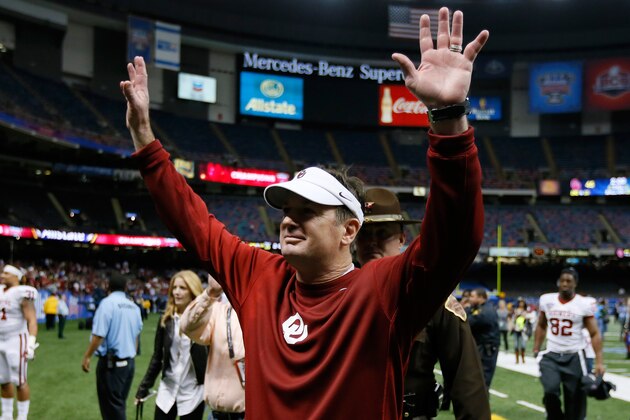 NEW ORLEANS, LA - JANUARY 02:  Head coach Bob Stoops celebrates after defeating the Alabama Crimson Tide 45-31 in the Allstate Sugar Bowl at the Mercedes-Benz Superdome on January 2, 2014 in New Orleans, Louisiana.  (Photo by Kevin C. Cox/Getty Images)