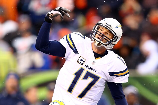 CINCINNATI, OH - JANUARY 05: Quarterback Philip Rivers #17 of the San Diego Chargers calls a play against the Cincinnati Bengals during a Wild Card Playoff game at Paul Brown Stadium on January 5, 2014 in Cincinnati, Ohio.  (Photo by Andy Lyons/Getty Images)