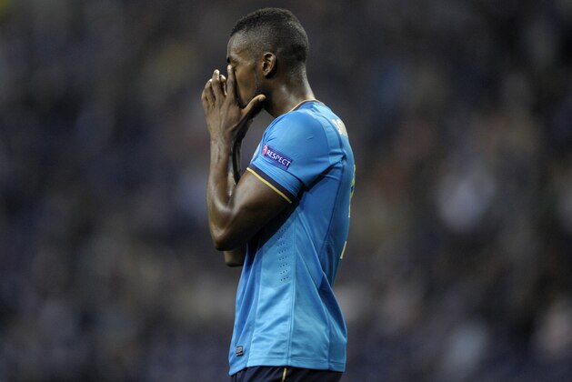 PORTO, PORTUGAL - OCTOBER 1:  Jackson Martinez of FC Porto in action during the UEFA Champions League group stage match between FC Porto and Club Atletico de Madrid held on October 1, 2013 at the Estadio do Dragao, in Porto, Portugal. (Photo by Miguel Riopa/EuroFootball/Getty Images)