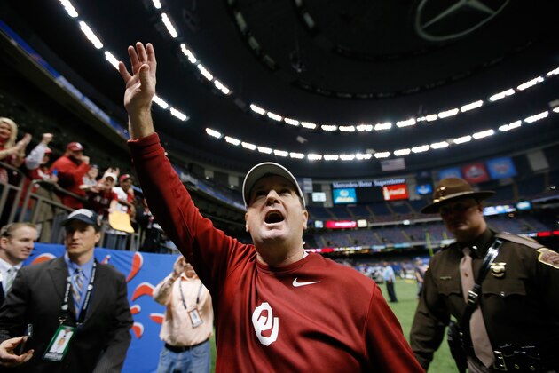 NEW ORLEANS, LA - JANUARY 02:  Head coach Bob Stoops celebrates after defeating the Alabama Crimson Tide 45-31 in the Allstate Sugar Bowl at the Mercedes-Benz Superdome on January 2, 2014 in New Orleans, Louisiana.  (Photo by Kevin C. Cox/Getty Images)