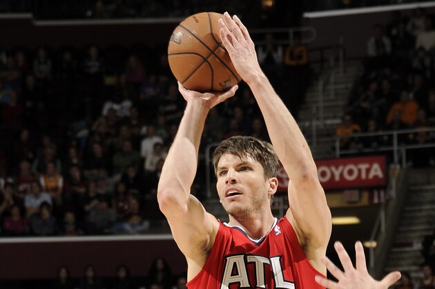 CLEVELAND, OH - DECEMBER 26:  Kyle Korver #26 of the Atlanta Hawks goes up for the shot against the Cleveland Cavaliers at The Quicken Loans Arena on December 26, 2013 in Cleveland, Ohio. NOTE TO USER: User expressly acknowledges and agrees that, by downloading and/or using this Photograph, user is consenting to the terms and conditions of the Getty Images License Agreement. Mandatory Copyright Notice: Copyright 2013 NBAE (Photo by David Liam Kyle/NBAE via Getty Images)