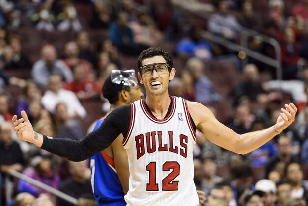 Nov 2, 2013; Philadelphia, PA, USA; Chicago Bulls guard Kirk Hinrich (12) questions a call during the fourth quarter against the Philadelphia 76ers at Wells Fargo Center. The Sixers defeated the Bulls 107-104. Mandatory Credit: Howard Smith-USA TODAY Sports