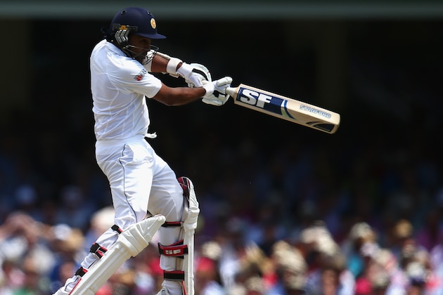 SYDNEY, AUSTRALIA - JANUARY 03: Mahela Jayawardene of Sri Lanka bats during day one of the Third Test match between Australia and Sri Lanka at Sydney Cricket Ground on January 3, 2013 in Sydney, Australia.  (Photo by Ryan Pierse/Getty Images)
