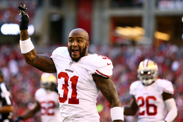 Dec 29, 2013; Phoenix, AZ, USA; San Francisco 49ers safety Donte Whitner (31) reacts against the Arizona Cardinals at University of Phoenix Stadium. Mandatory Credit: Mark J. Rebilas-USA TODAY Sports Dec 29, 2013; Phoenix, AZ, USA; San Francisco 49ers safety Donte Whitner (31) reacts against the Arizona Cardinals at University of Phoenix Stadium. Mandatory Credit: Mark J. Rebilas-USA TODAY Sports