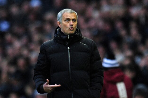 DERBY, ENGLAND - JANUARY 05:  Jose Mourinho manager of Chelsea on the touchline during the Budweiser FA Cup Third Round match between Derby County and Chelsea at iPro Stadium on January 5, 2014 in Derby, England.  (Photo by Shaun Botterill/Getty Images)