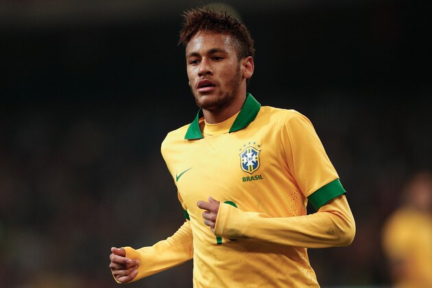 BEIJING, CHINA - OCTOBER 15: Neymar of Brazil in action during the international friendly match between Brazil and Zambia at Beijing National Stadium on October 15, 2013 in Beijing, China. (Photo by Lintao Zhang/Getty Images)
