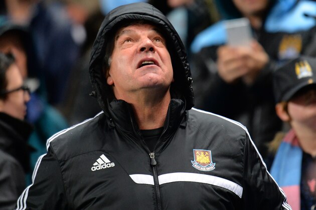 MANCHESTER, ENGLAND - JANUARY 08: Manager Sam Allardyce of West Ham looks up during the Capital One Cup Semi-Final first leg match between Manchester City and West Ham United at Etihad Stadium on January 8, 2014 in Manchester, England. (Photo by Shaun Botterill/Getty Images) MANCHESTER, ENGLAND - JANUARY 08: Manager Sam Allardyce of West Ham looks up during the Capital One Cup Semi-Final first leg match between Manchester City and West Ham United at Etihad Stadium on January 8, 2014 in Manchester, England. (Photo by Shaun Botterill/Getty Images)
