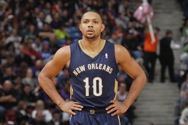 SACRAMENTO, CA - DECEMBER 23: Eric Gordon #10 of the New Orleans Pelicans in a game against the Sacramento Kings on December 23, 2013 at Sleep Train Arena in Sacramento, California. NOTE TO USER: User expressly acknowledges and agrees that, by downloading and or using this photograph, User is consenting to the terms and conditions of the Getty Images Agreement. Mandatory Copyright Notice: Copyright 2013 NBAE (Photo by Rocky Widner/NBAE via Getty Images)