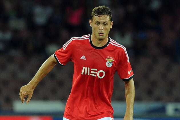 NAPLES, ITALY - AUGUST 09:  Nemanja Matic of Benfca in action during the pre-season friendly match between SSC Napoli and SL Benfica at Stadio San Paolo on August 9, 2013 in Naples, Italy.  (Photo by Giuseppe Bellini/Getty Images)