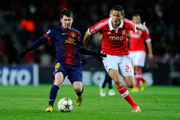 BARCELONA, SPAIN - DECEMBER 05: Lionel Messi of FC Barcelona duels for the ball with Nemanja Matic of SL Benfica during the UEFA Champions League Group G match between FC Barcelona and SL Benfica at Nou Camp on December 5, 2012 in Barcelona, Spain. (Photo by David Ramos/Getty Images) BARCELONA, SPAIN - DECEMBER 05: Lionel Messi of FC Barcelona duels for the ball with Nemanja Matic of SL Benfica during the UEFA Champions League Group G match between FC Barcelona and SL Benfica at Nou Camp on December 5, 2012 in Barcelona, Spain. (Photo by David Ramos/Getty Images)
