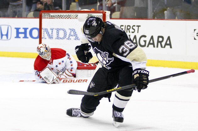 PITTSBURGH, PA - JANUARY 15:  Jussi Jokinen #36 of the Pittsburgh Penguins celebrates the game-tying goal against the Washington Capitals during the game at Consol Energy Center on January 15, 2014 in Pittsburgh, Pennsylvania.  (Photo by Justin K. Aller/Getty Images)