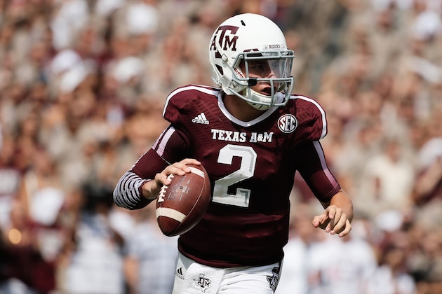 COLLEGE STATION, TX - SEPTEMBER 14:  Johnny Manziel #2 of Texas A&M Aggies drops back to pass during the game against the Alabama Crimson Tide at Kyle Field on September 14, 2013 in College Station, Texas.  (Photo by Scott Halleran/Getty Images)