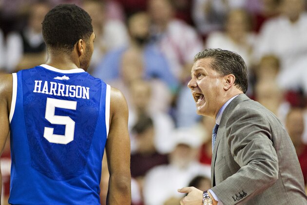 FAYETTEVILLE, AR - JANUARY 14:  Head coach John Calipari yells at Andrew Harrison #5 during a game against the Arkansas Razorbacks at Bud Walton Arena on January 14, 2014 in Fayetteville, Arkansas.  The Razorbacks defeated the Wildcats 87-85.  (Photo by Wesley Hitt/Getty Images)