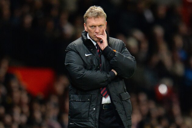 MANCHESTER, ENGLAND - JANUARY 11:  Manchester United Manager David Moyes looks on during the Barclays Premier League match between Manchester United and Swansea City at Old Trafford on January 11, 2014 in Manchester, England.  (Photo by Shaun Botterill/Getty Images)