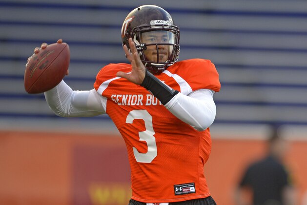 North Squad quarterback Logan Thomas of Virginia Tech (3) throws a pass during Senior Bowl practice at Ladd-Peebles Stadium, Monday, Jan. 20, 2014, in Mobile, Ala.  (AP Photo/G.M. Andrews)