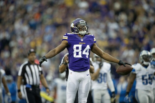 MINNEAPOLIS, MN - DECEMBER 29: Cordarrelle Patterson #84 of the Minnesota Vikings celebrates a touchdown during the game against the Detroit Lions on December 29, 2013 at Mall of America Field at the Hubert H. Humphrey Metrodome in Minneapolis, Minnesota. (Photo by Hannah Foslien/Getty Images)