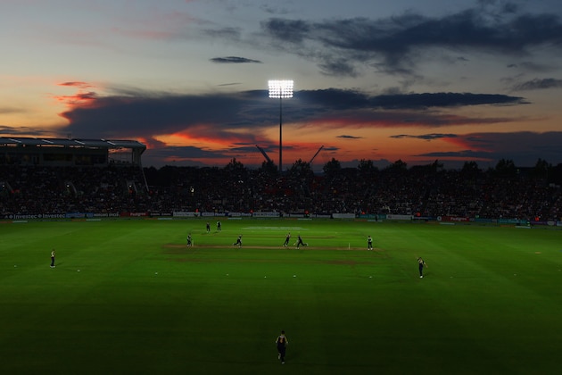 SOUTHAMPTON, ENGLAND - AUGUST 14:  A general view as the sunsets during the Friends Provident T20 Final between Hampshire Royals and Somerset at The Rose Bowl on August 14, 2010 in Southampton, England.  (Photo by Richard Heathcote/Getty Images)