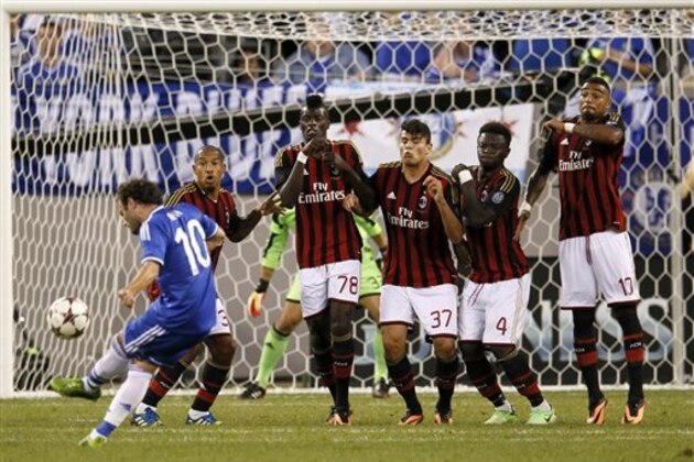IMAGE DISTRIBUTED FOR GUINNESS INTERNATIONAL CHAMPIONS CUP - Chelsea's Juan Mata takes a free kick at the Guinness International Champions Cup, on Sunday, August, 4, 2013 in East Rutherford, NJ. (Damian Strohmeyer / AP Images for Guinness International Champions Cup)