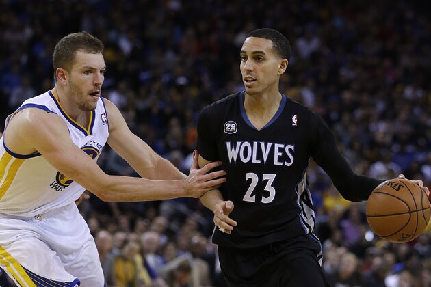 Golden State Warriors' David Lee, left, guards Minnesota Timberwolves' Kevin Martin (23) during the second half of an NBA basketball game Friday, Jan. 24, 2014, in Oakland, Calif. (AP Photo/Ben Margot) Golden State Warriors' David Lee, left, guards Minnesota Timberwolves' Kevin Martin (23) during the second half of an NBA basketball game Friday, Jan. 24, 2014, in Oakland, Calif. (AP Photo/Ben Margot)