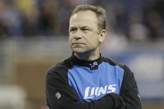 Detroit Lions offensive coordinator Scott Linehan is seen before the start of an NFL football game against the Chicago Bears at Ford Field in Detroit, Sunday, Dec. 5, 2010. (AP Photo/Carlos Osorio)