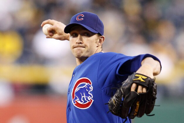 Sep 14, 2013; Pittsburgh, PA, USA; Chicago Cubs starting pitcher Scott Baker (32) delivers a pitch against the Pittsburgh Pirates during the first inning at PNC Park. Mandatory Credit: Charles LeClaire-USA TODAY Sports