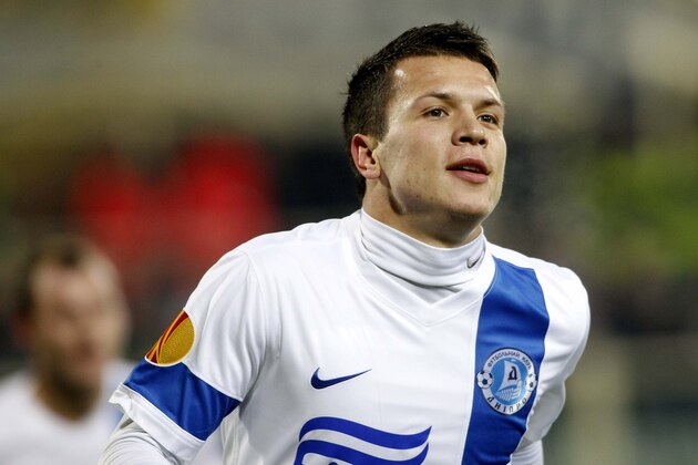 Dnipro's Yevhen Konoplyanka celebrates after scoring against Fiorentina during their Europa League Group E soccer match at the Artemio Franchi stadium in Florence, Italy, Thursday, Dec. 12, 2013. (AP Photo/Fabrizio Giovannozzi)