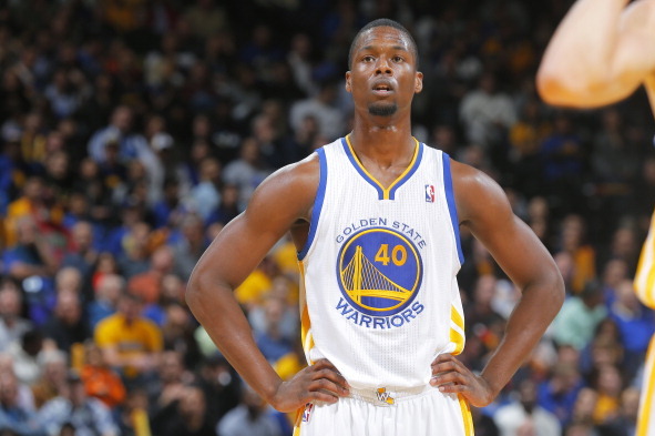 OAKLAND, CA - JANUARY 15: Harrison Barnes #40 of the Golden State Warriors during a game against the Denver Nuggets on January 15, 2014 at Oracle Arena in Oakland, California. NOTE TO USER: User expressly acknowledges and agrees that, by downloading and or using this photograph, user is consenting to the terms and conditions of Getty Images License Agreement. Mandatory Copyright Notice: Copyright 2014 NBAE (Photo by Rocky Widner/NBAE via Getty Images)