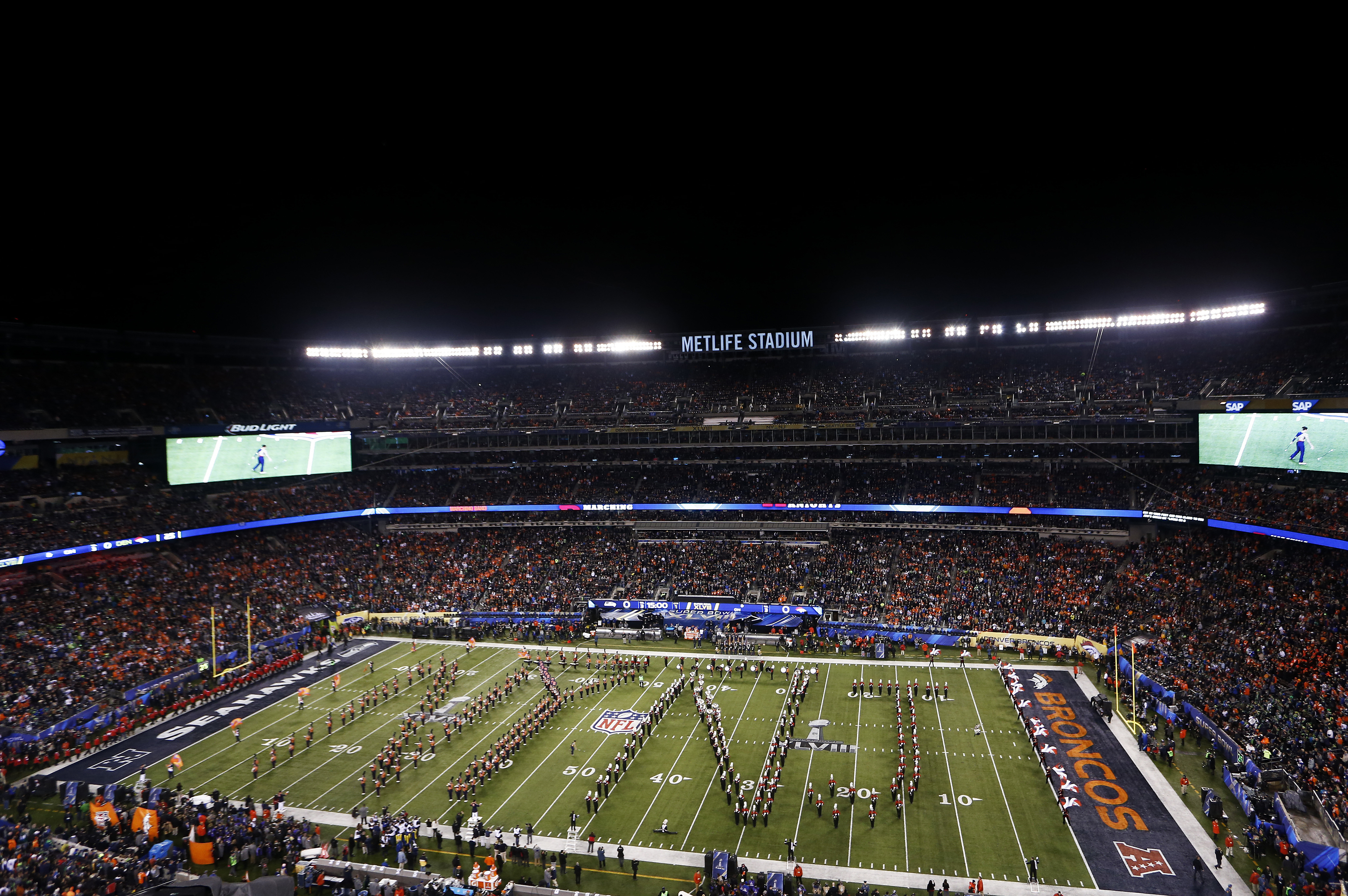 EAST RUTHERFORD, NJ - FEBRUARY 02:  MetLife Stadium is shown prior to the start of Super Bowl XLVIII between the Denver Broncos and the Seattle Seahawks at MetLife Stadium on February 2, 2014 in East Rutherford, New Jersey.  (Photo by Jeff Zelevansky/Getty Images)
