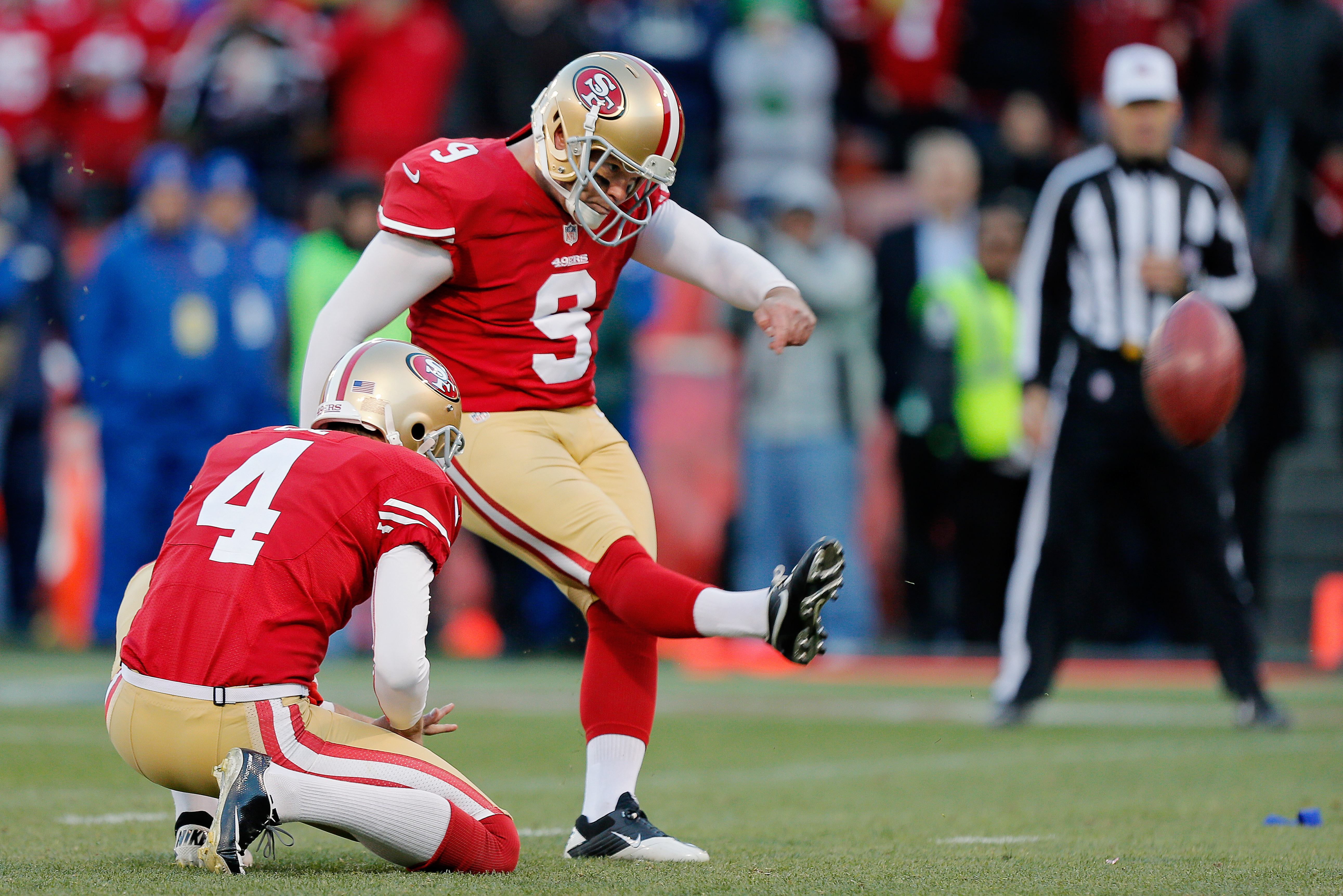SAN FRANCISCO, CA - DECEMBER 08:  Kicker Phil Dawson #9 of the San Francisco 49ers kicks the winning field goal against the Seattle Seahawks with 31 seconds left in the fourth quarter on December 8, 2013 at Candlestick Park in San Francisco, California.  Th 49ers won 19-17.  (Photo by Brian Bahr/Getty Images)