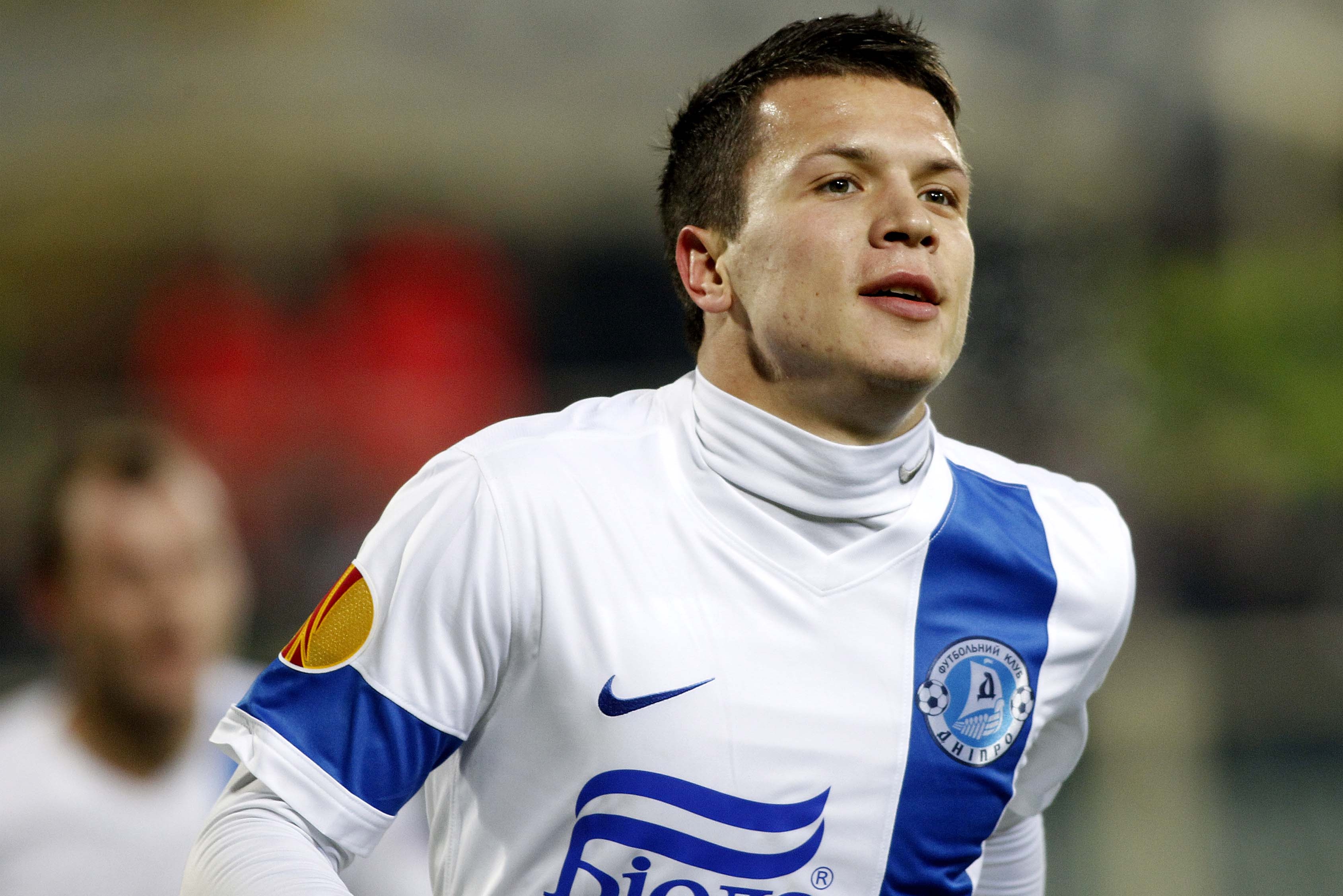 Dnipro's Yevhen Konoplyanka celebrates after scoring against Fiorentina during their Europa League Group E soccer match at the Artemio Franchi stadium in Florence, Italy, Thursday, Dec. 12, 2013. (AP Photo/Fabrizio Giovannozzi)