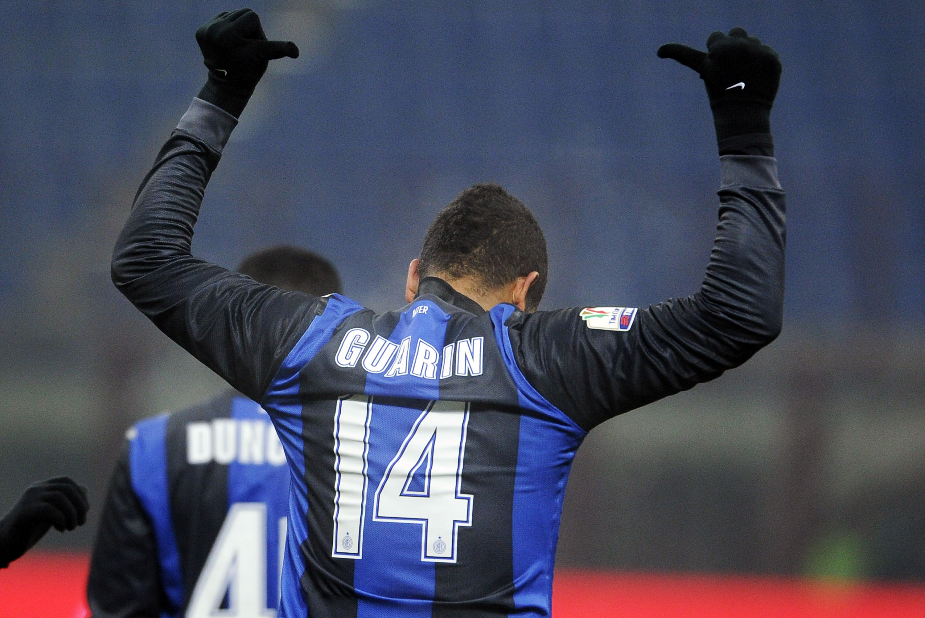 MILAN, ITALY - DECEMBER 18:  Fredy Guarin of FC Inter celebrates scoring the second goal during the TIM Cup match between FC Internazionale Milano and Hellas Verona at San Siro Stadium on December 18, 2012 in Milan, Italy.  (Photo by Claudio Villa/Getty Images)