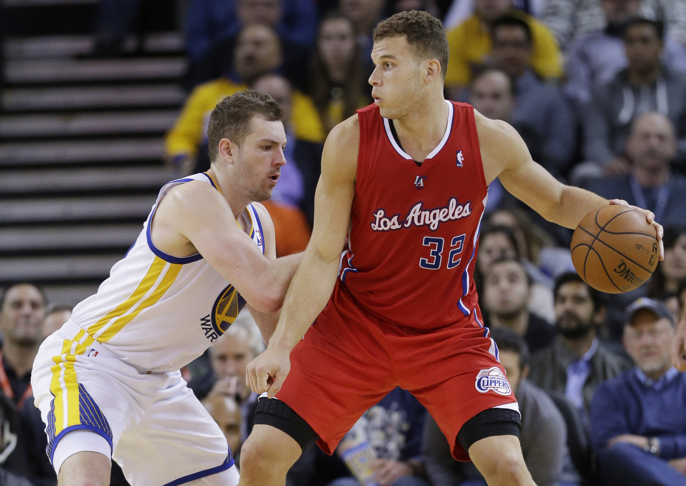 Los Angeles Clippers' Blake Griffin during an NBA basketball game against the Golden State Warriors' David Lee on Thursday, Jan. 30, 2014, in Oakland, Calif. (AP Photo)