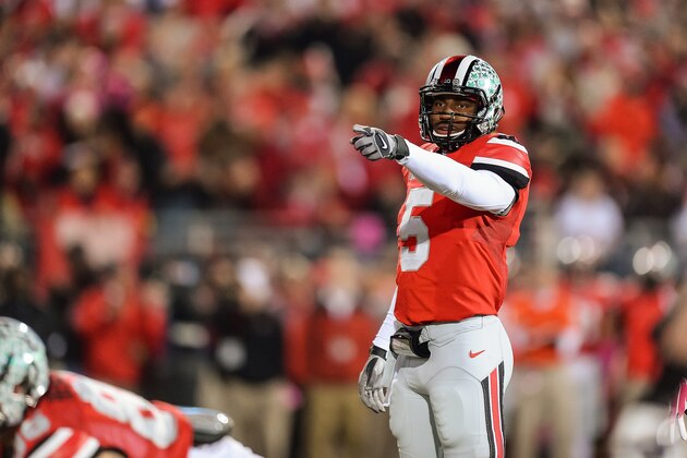 COLUMBUS, OH - OCTOBER 26:  Quarterback Braxton Miller #5 of the Ohio State Buckeyes calls a play against the Penn State Nittany Lions at Ohio Stadium on October 26, 2013 in Columbus, Ohio.  (Photo by Jamie Sabau/Getty Images)