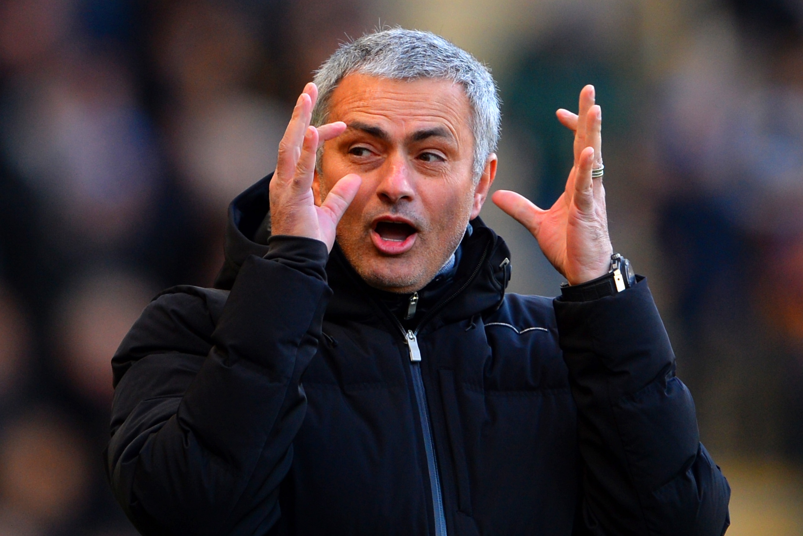 HULL, ENGLAND - JANUARY 11:  Jose Mourinho manager of Chelsea gestures during the Barclays Premier League match between Hull City and Chelsea at KC Stadium on January 11, 2014 in Hull, England.  (Photo by Michael Regan/Getty Images)