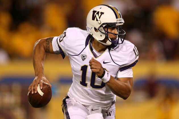 TEMPE, AZ - OCTOBER 19:  Quarterback Cyler Miles #10 of the Washington Huskies drops back to pass during the college football game against the Arizona State Sun Devils at Sun Devil Stadium on October 19, 2013 in Tempe, Arizona. The Sun Devils defeated the Huskies 53-24.  (Photo by Christian Petersen/Getty Images)