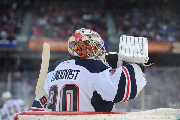 NEW YORK, NY - JANUARY 26: (EDITORIAL USE ONLY) Henrik Lundqvist #30 of the New York Rangers during the 2014 Coors Light NHL Stadium Series at Yankee Stadium on January 26, 2014 in the Bronx borough of New York City. (Photo by Brian Babineau/NHLI via Getty Images) NEW YORK, NY - JANUARY 26: (EDITORIAL USE ONLY) Henrik Lundqvist #30 of the New York Rangers during the 2014 Coors Light NHL Stadium Series at Yankee Stadium on January 26, 2014 in the Bronx borough of New York City. (Photo by Brian Babineau/NHLI via Getty Images)