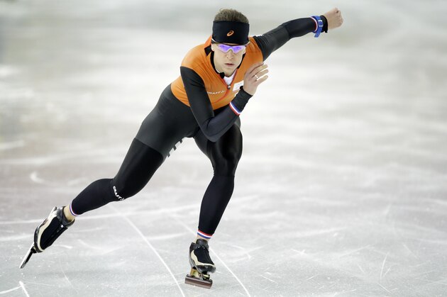 Speedskater Ireen Wust of the Netherlands trains at the Adler Arena Skating Center during the 2014 Winter Olympics in Sochi, Russia, Thursday, Feb. 6, 2014. (AP Photo/Patrick Semansky)