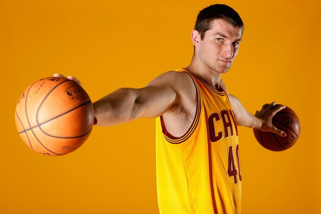 INDEPENDENCE, OH - SEPTEMBER 30: Tyler Zeller #40 of the Cleveland Cavaliers poses for a portrait during 2012 NBA Media Day on September 30th, 2013 at the Cleveland Clinic Courts Practice Facility in Independence, Ohio.  NOTE TO USER: User expressly acknowledges and agrees that, by downloading and or using this photograph, User is consenting to the terms and conditions of the Getty Images License Agreement. Mandatory Copyright Notice: Copyright 2013 NBAE  (Photo by Gregory Shamus/NBAE via Getty Images)