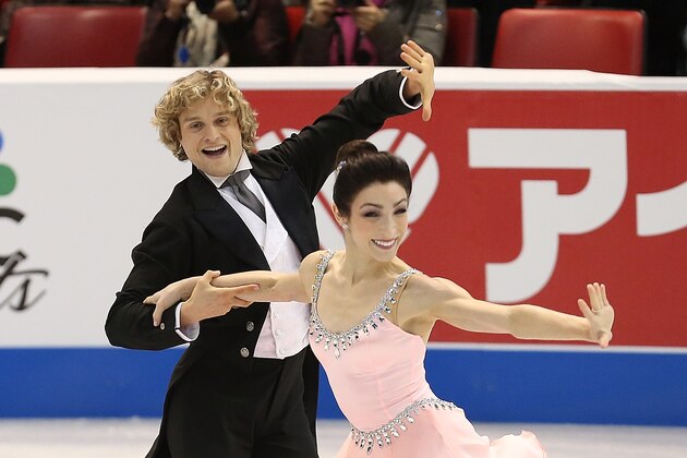 DETROIT, MI - OCTOBER 18: Meryl Davis and Charlie White of the USA performing  during the ice dance short program at Skate America at Joe Louis Arena on October 18, 2013 in Detroit, Michigan. (Photo by Dave Reginek/Getty Images)