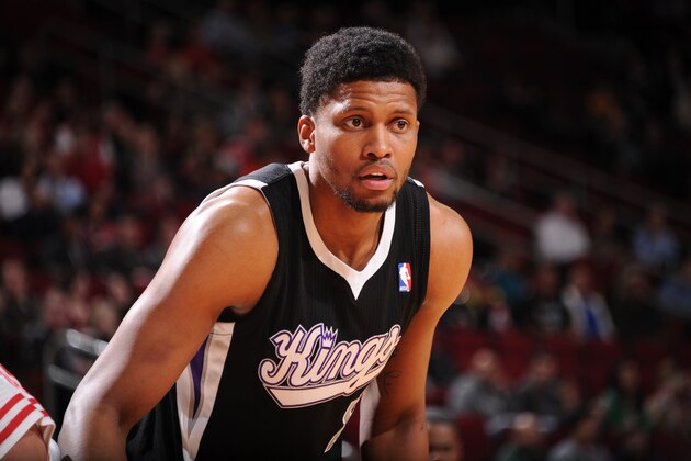 HOUSTON, TX - JANUARY 22:  Rudy Gay #8 of the Sacramento Kings reacts to a play against the Houston Rockets on January 22, 2014 at the Toyota Center in Houston, Texas. NOTE TO USER: User expressly acknowledges and agrees that, by downloading and or using this photograph, User is consenting to the terms and conditions of the Getty Images License Agreement. Mandatory Copyright Notice: Copyright 2014 NBAE (Photo by Bill Baptist/NBAE via Getty Images)