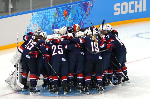 SOCHI, RUSSIA - FEBRUARY 08:  The United States gathers by their net before taking on Finland in the Women's Ice Hockey Preliminary Round Group A Game on day 1 of the Sochi 2014 Winter Olympics at Shayba Arena on February 8, 2014 in Sochi, Russia.  (Photo by Martin Rose/Getty Images)