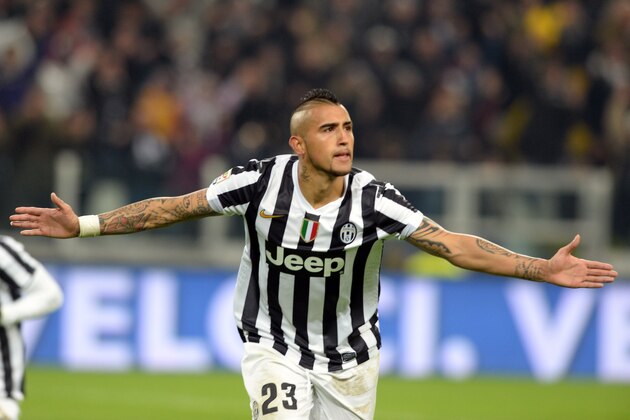 TURIN, ITALY - FEBRUARY 02:  Arturo Vidal of Juventus celebrates scoring the third goal during the Serie A match between Juventus and FC Internazionale Milano at Juventus Arena on February 2, 2014 in Turin, Italy.  (Photo by Claudio Villa/Getty Images)