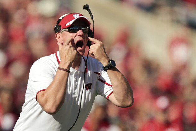 Wisconsin coach Gary Andersen directs his team from the sidelines during the first half of an NCAA college football game against Northwestern in Madison, Wis., Saturday, Oct. 12, 2013. Wisconsin upset Northwestern 35-6. (AP Photo/Andy Manis) Wisconsin coach Gary Andersen directs his team from the sidelines during the first half of an NCAA college football game against Northwestern in Madison, Wis., Saturday, Oct. 12, 2013. Wisconsin upset Northwestern 35-6. (AP Photo/Andy Manis)