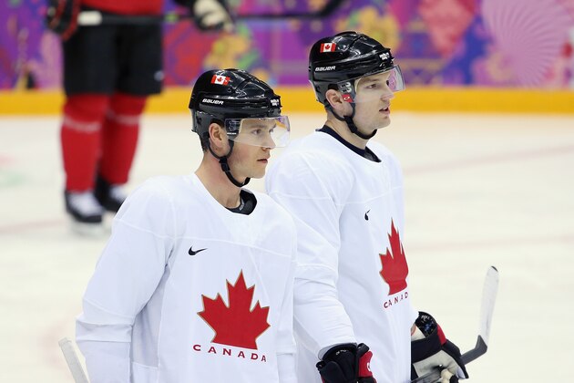 SOCHI, RUSSIA - FEBRUARY 10: (L-R) Jonathan Toews #19 and Rick Nash #62 of Team Canada practice on day three of the Sochi 2014 Winter Olympics at Bolshoy Arena on February 10, 2014 in Sochi, Russia.  (Photo by Bruce Bennett/Getty Images)