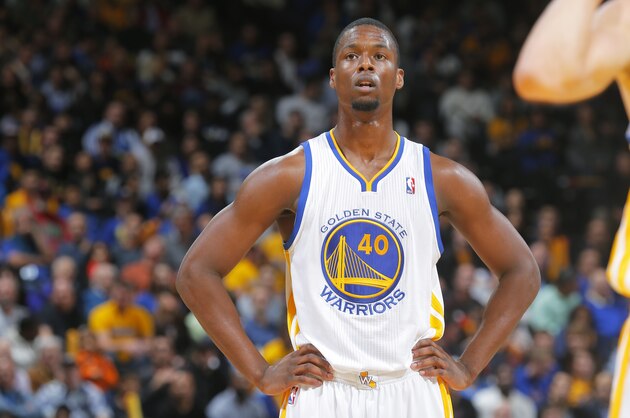 OAKLAND, CA - JANUARY 15: Harrison Barnes #40 of the Golden State Warriors during a game against the Denver Nuggets on January 15, 2014 at Oracle Arena in Oakland, California. NOTE TO USER: User expressly acknowledges and agrees that, by downloading and or using this photograph, user is consenting to the terms and conditions of Getty Images License Agreement. Mandatory Copyright Notice: Copyright 2014 NBAE (Photo by Rocky Widner/NBAE via Getty Images)