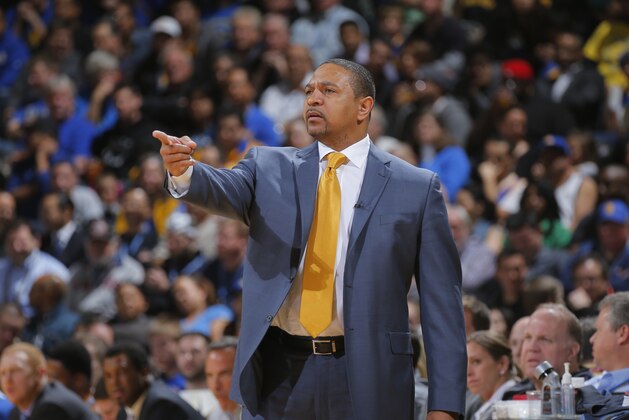 OAKLAND, CA - JANUARY 15: Head Coach Mark Jackson of the Golden State Warriors during a game against the Denver Nuggets on January 15, 2014 at Oracle Arena in Oakland, California. NOTE TO USER: User expressly acknowledges and agrees that, by downloading and or using this photograph, user is consenting to the terms and conditions of Getty Images License Agreement. Mandatory Copyright Notice: Copyright 2014 NBAE (Photo by Rocky Widner/NBAE via Getty Images)
